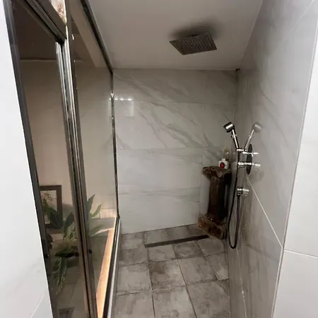 Tosalet Apartament
