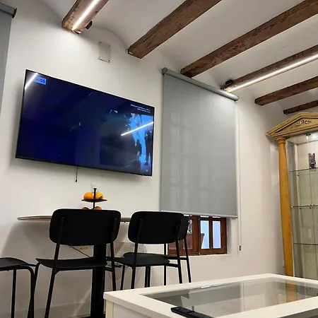 Tosalet Apartament *
